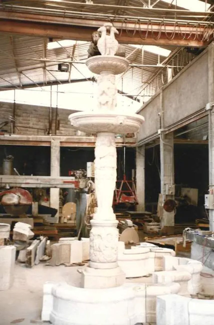 Fuente para Claustro o Patio Histórico - Imagen 2