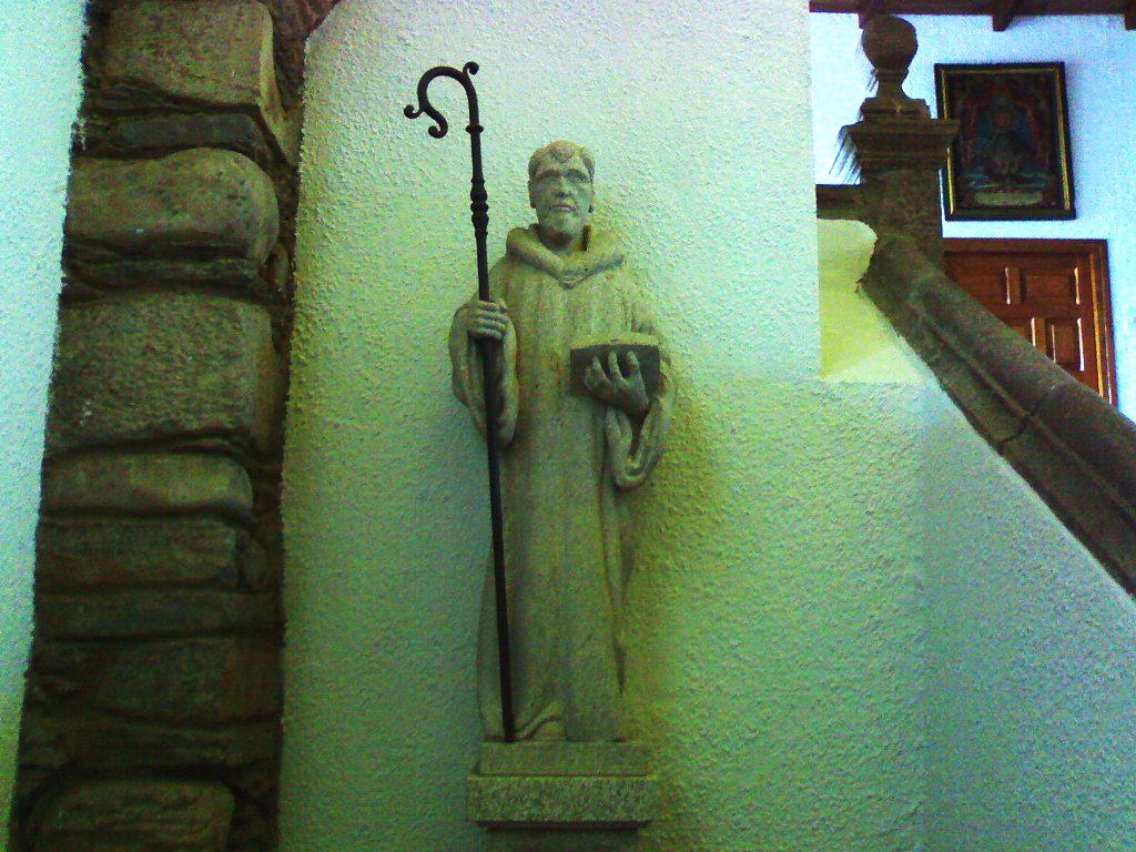 San Benito en Piedra para Interior