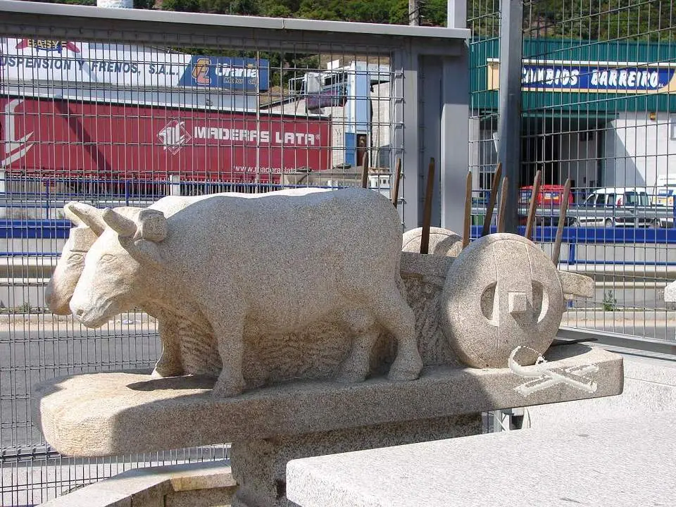 Carro con Vacas en Piedra
