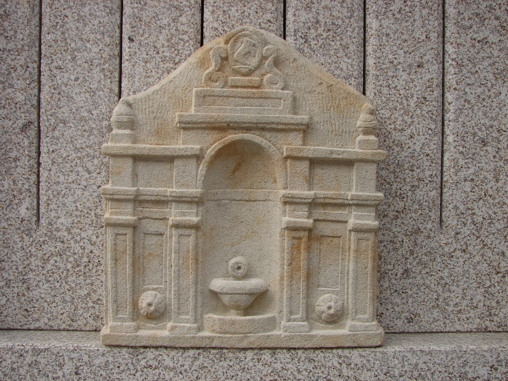 Relieve Arquitectónico As Burgas de Ourense en Piedra